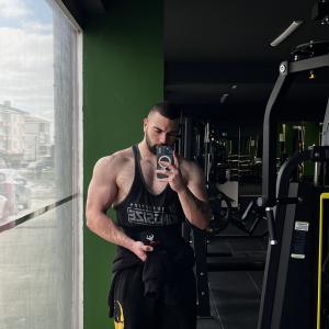 Umut Efe